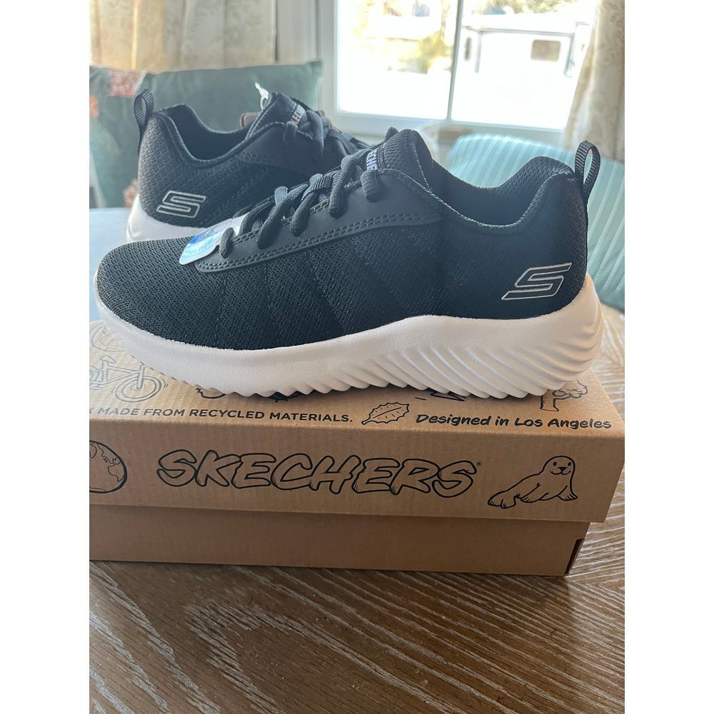NEW Skechers Boys Bounder Karonik Athletic Sneaker Washable Black size 2 - Picture 2 of 8